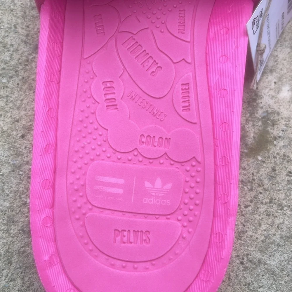 Adidas x Pharrell Williams Chanceletas HU Men's Pink Slip on Slides Size 11 NWT